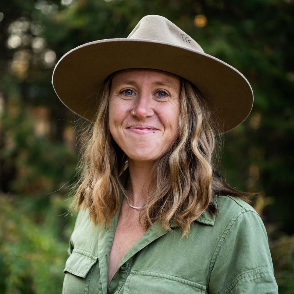 Meet your Posher, Devon